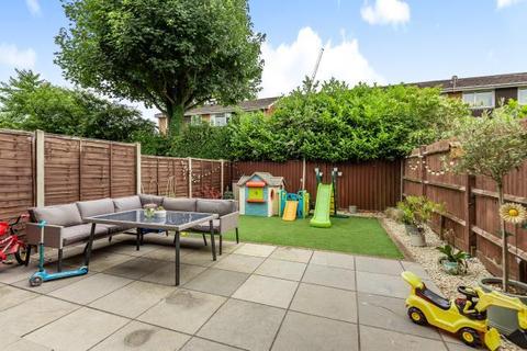 9 Balmoral Close, Slough, SL1 6JP