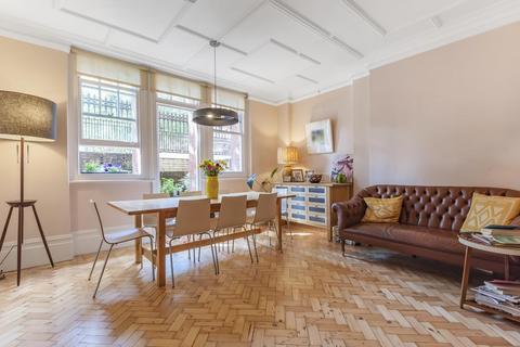 2 Oakwood Court, London, W14 8JU