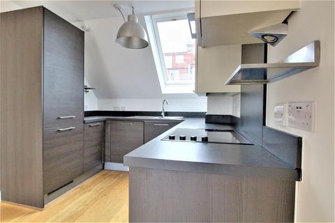 2 bedroom penthouse to rent - 3 Beta House St Johns Road, Hove BN3 2FX