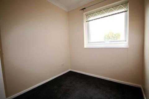 2 bedroom apartment to rent - Larkspur Court, Candytuft Road, Chelmsford, CM1