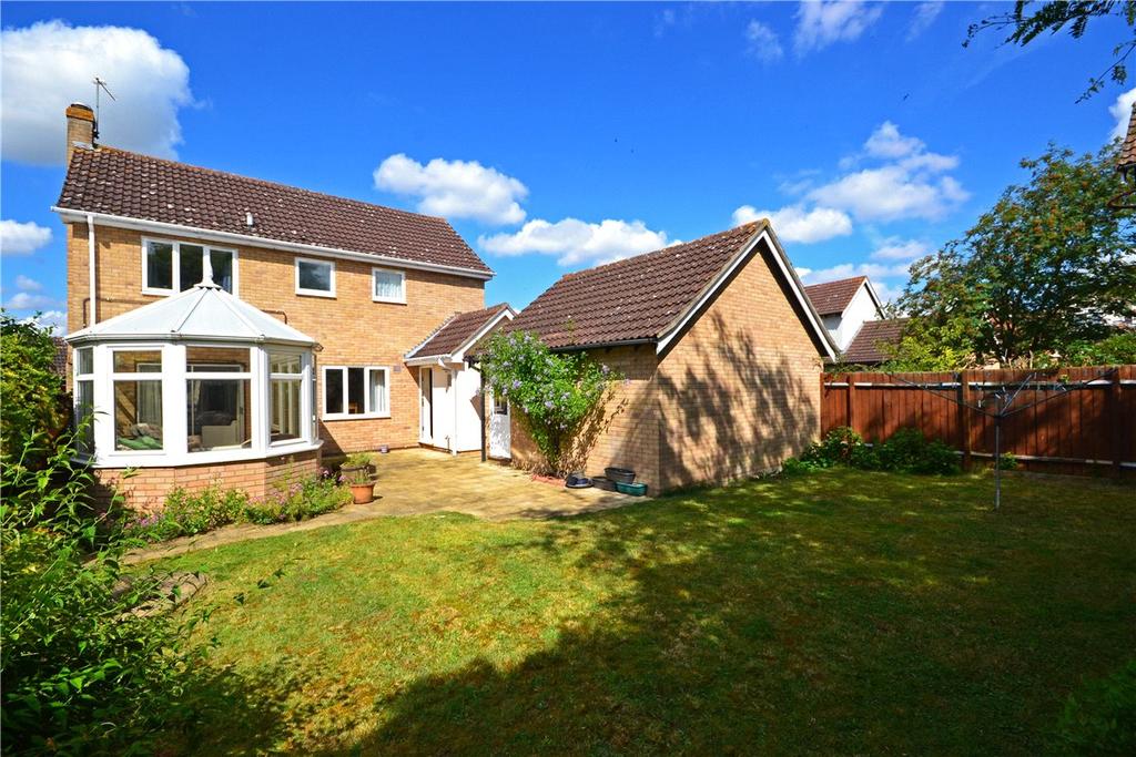 Rowan Avenue, Sawston, Cambridge, CB22 4 bed detached house £1,750
