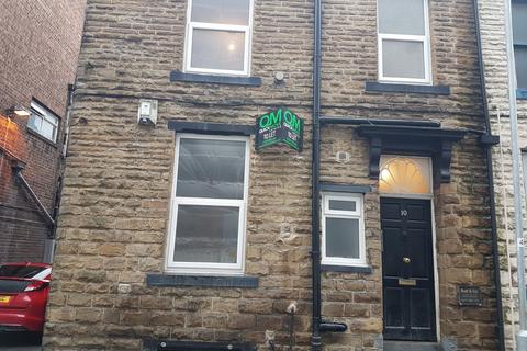 1 bedroom flat to rent, Lord Street, Keighley, West Yorkshire, BD21