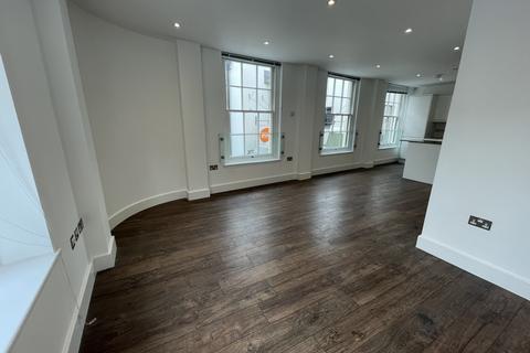 2 bedroom duplex to rent, Hanningtons Lane, Brighton BN1