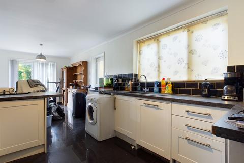 52 Bolgoed Road, Pontarddulais, Swansea, SA4 8JF