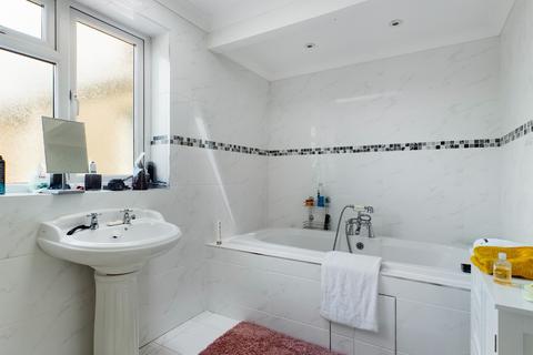 52 Bolgoed Road, Pontarddulais, Swansea, SA4 8JF