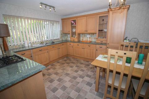 43 Lower Tail, Carpenders Park, Watford, WD19 5DD