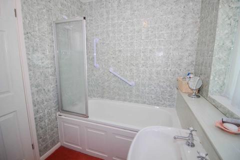 43 Lower Tail, Carpenders Park, Watford, WD19 5DD