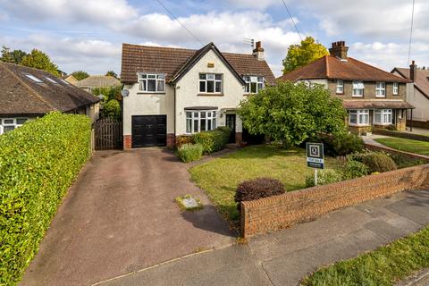 4 bedroom detached house for sale, Park Avenue, Sittingbourne, ME10