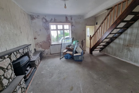 3 bedroom semi-detached house for sale - Milton Terrace, Swansea, Abertawe, SA1 6XP