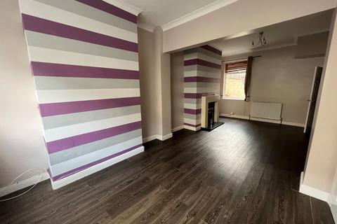 3 bedroom terraced house to rent - Edwards Street, Eston, Middlesbrough, North Yorkshire, TS6 9EZ