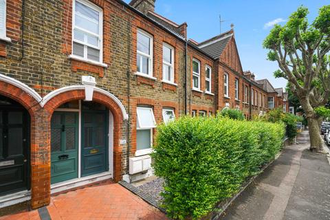 142 Blyth Road, London, E17 8HT