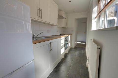 2 bedroom terraced house to rent, Ambrose Street, York, YO10