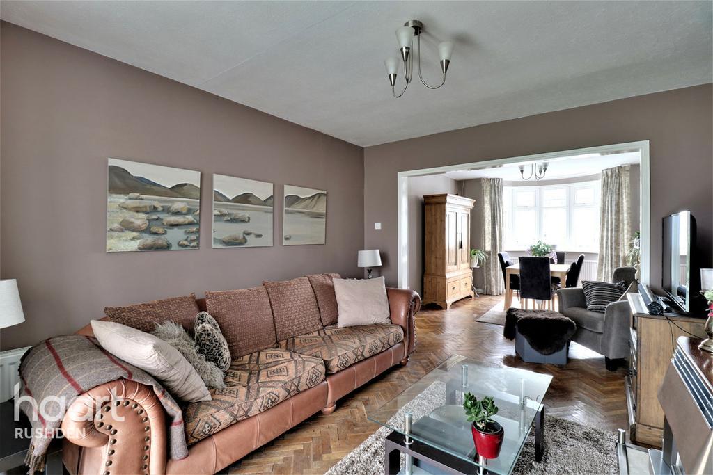 Fourth Avenue, Wellingborough 3 bed semidetached house £300,000