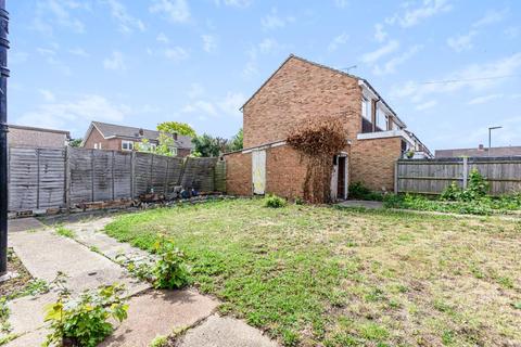 11 Conway Drive, Ashford, TW15 1RQ