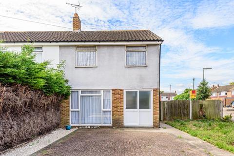 11 Conway Drive, Ashford, TW15 1RQ