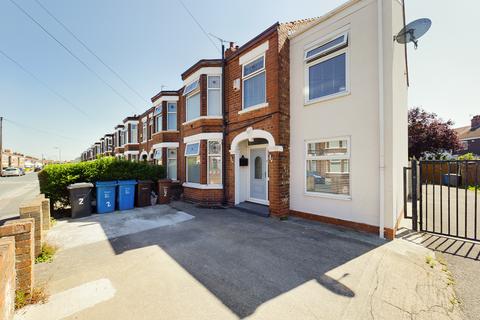 4 bedroom end of terrace house for sale - Savery Street, Hull, Yorkshire, HU9