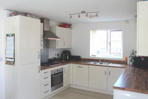 5 Blacksmith Way, Woodford Halse, Daventry, NN11 3UE