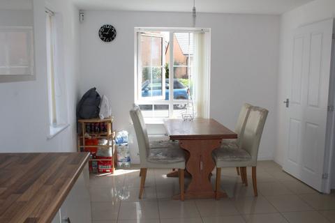 5 Blacksmith Way, Woodford Halse, Daventry, NN11 3UE