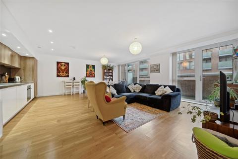 3 bedroom apartment to rent, Butterfly Court, Bathurst Square, London, N15