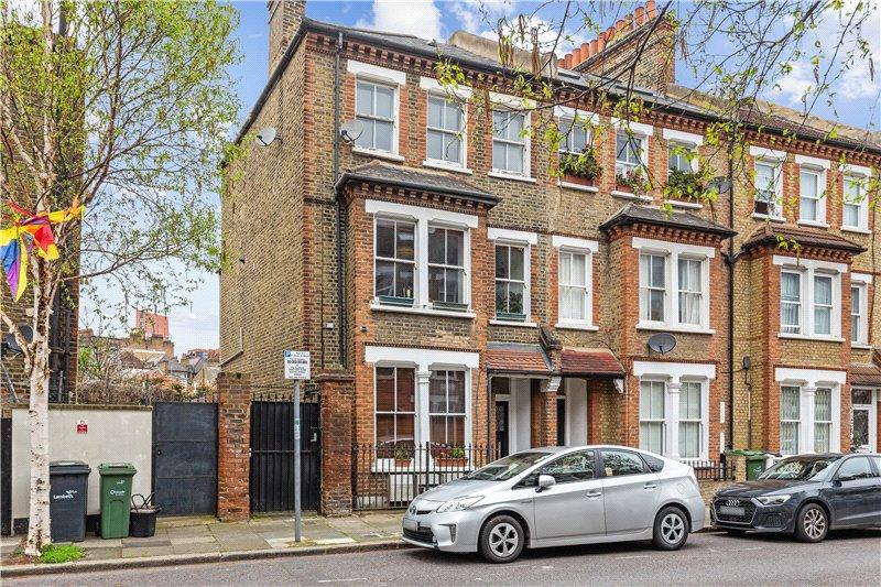 Heyford Avenue, London, SW8 2 bed apartment for sale £499,950