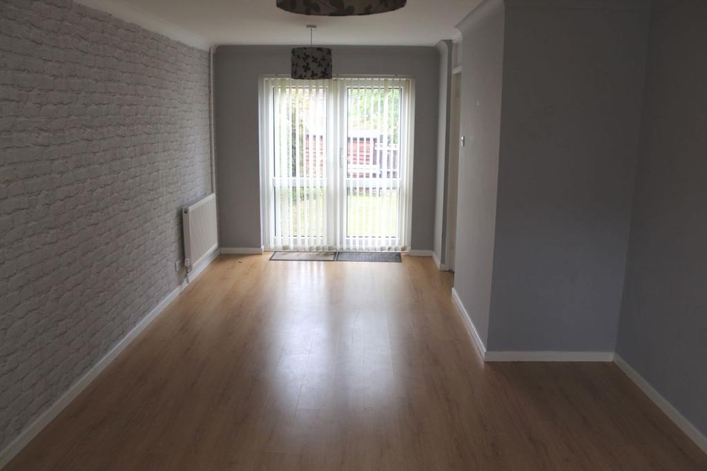 Lounge / dining room