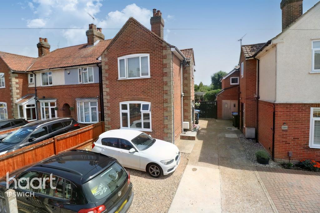 Belvedere Road, Ipswich 3 bed semidetached house for sale £300,000