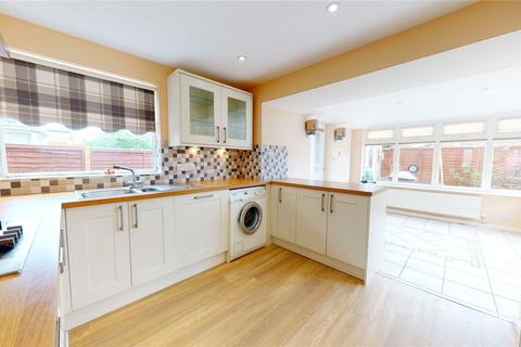 3 bedroom semi-detached house for sale - Freshfields Close, Lancing, West Sussex, BN15