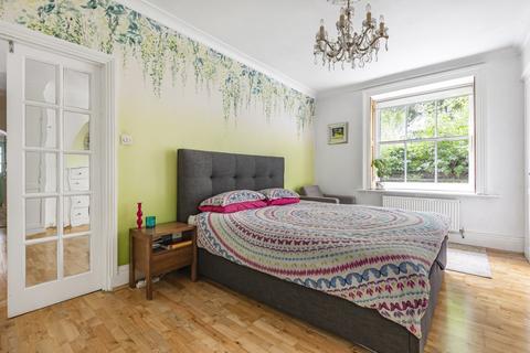 Flat 1, 24 Morden Road, London, SE3 0AA