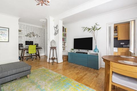 Flat 1, 24 Morden Road, London, SE3 0AA