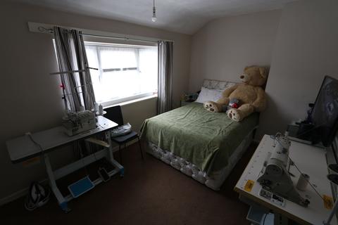33 Toronto Road, Tilbury, RM18 7RP