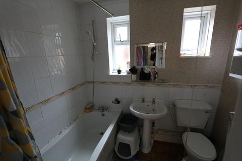 33 Toronto Road, Tilbury, RM18 7RP