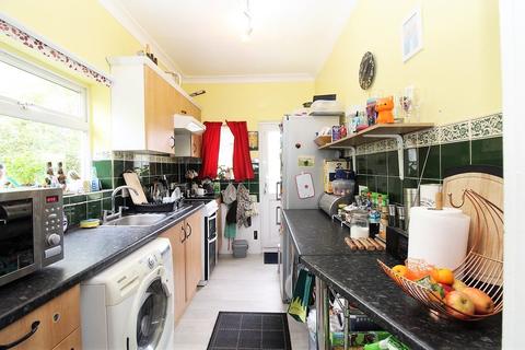 3 bedroom terraced house for sale - Gloucester Road, Patchway, Bristol, Gloucestershire, BS34