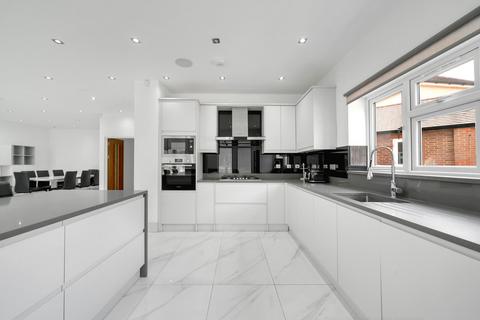 undefined, Saddlescombe Way, London