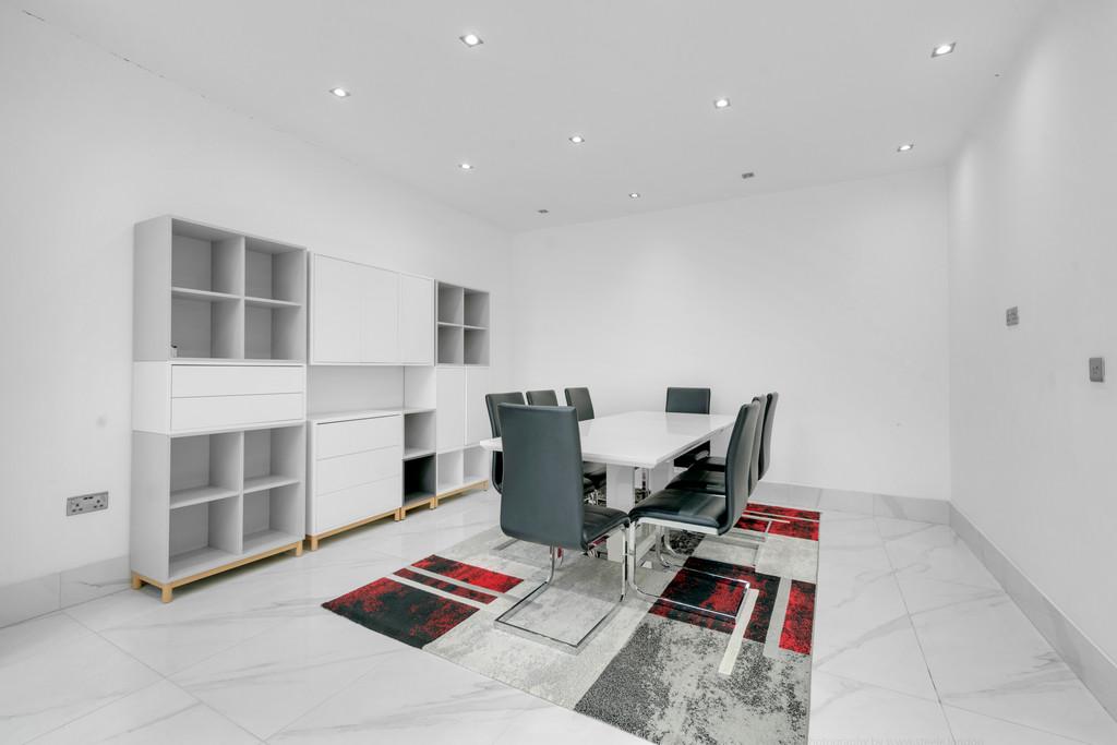 Open-Plan Dining