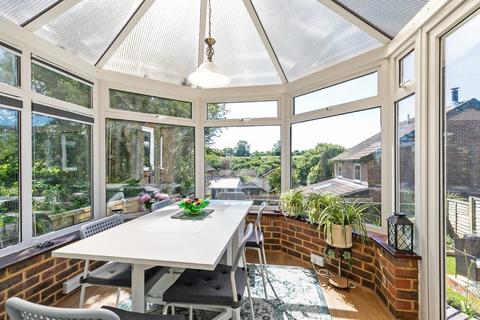 2 Fallow Field, Winchester, SO22 4LY