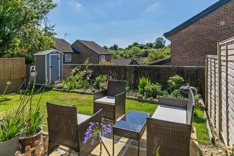 2 Fallow Field, Winchester, SO22 4LY