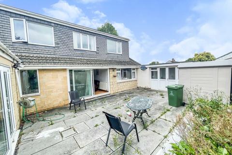 63 Sutton Park, Blunsdon, Swindon, SN26 7BA