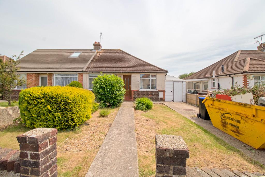 Boundstone Lane, Lancing 2 bed semidetached bungalow £1,300 pcm (£300 pw)