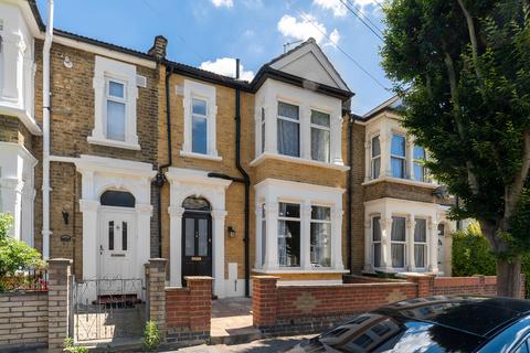 3 bedroom terraced house to rent - Tylney Road, Forest Gate, London