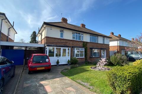 3 bedroom semi-detached house for sale - Homemead Road, Bickley
