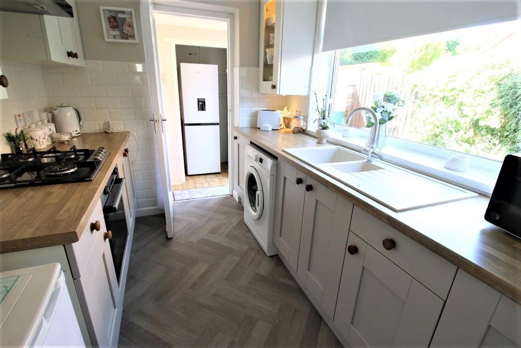 Wakeley Hill, Penn 3 bed semidetached house £309,950
