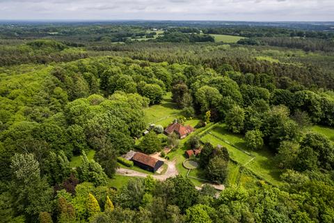 4 bedroom detached house for sale, Goddards Green Road, Benenden, Cranbrook, Kent, TN17