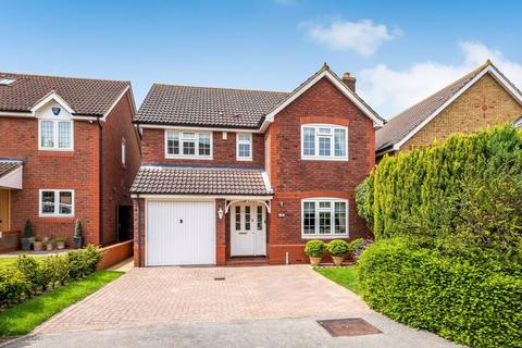 13 Appleton Drive, Dartford, DA2 7EN