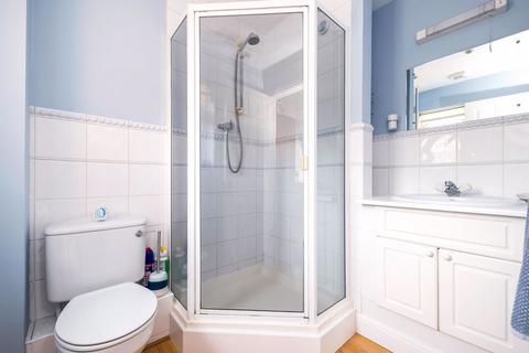 13 Appleton Drive, Dartford, DA2 7EN