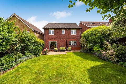 13 Appleton Drive, Dartford, DA2 7EN