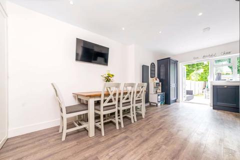 19 Wyncham Avenue, Sidcup, DA15 8EU