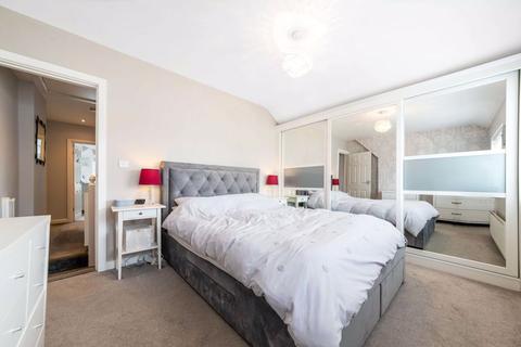 19 Wyncham Avenue, Sidcup, DA15 8EU
