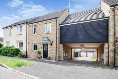3 bedroom semi-detached house for sale - Campaign Avenue, Woodston, Peterborough, Cambridgeshire, PE2 9RN