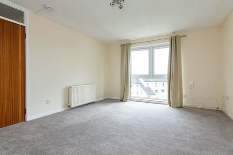 14/8 Craigmount Hill, Edinburgh, EH4 8HW