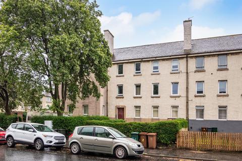 8/5 Craigentinny Road, Edinburgh, EH7 6LX
